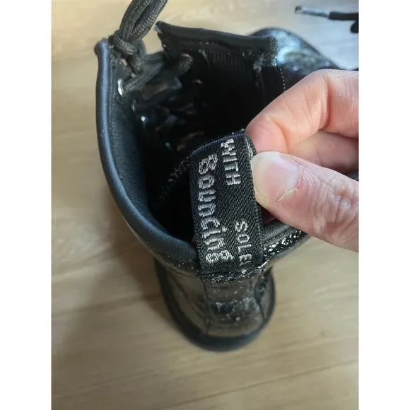 Dr. Martens girls glitter patent combat boots black size 4