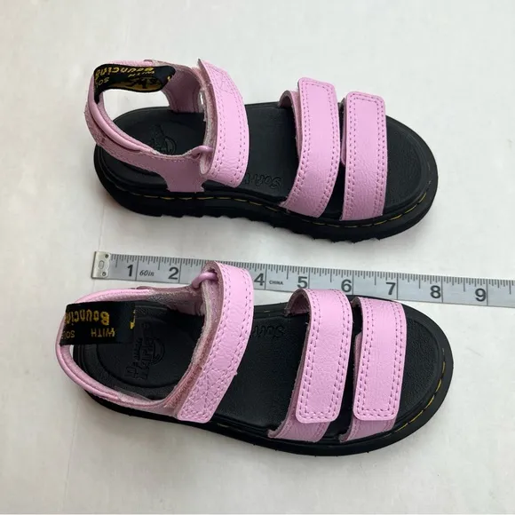 Dr. Martens Junior Klaire‎ Athena Leather Strap Sandals Pale Pink Girls 12 NEW