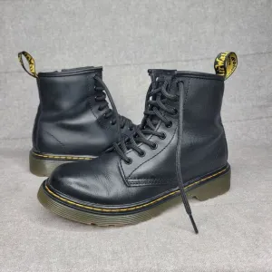 Dr. Martens Kids 1460 J Leather Lace-Up Combat Boots Size US 3 Youth Boys Girls