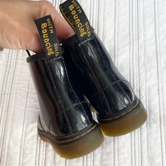 Dr. Martens Kids 1460 Patent Leather Lamper Combat Boots Black Zip-up Toddler 10