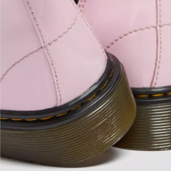 DR. MARTENS • kids 1460 pink combat boots sz 3