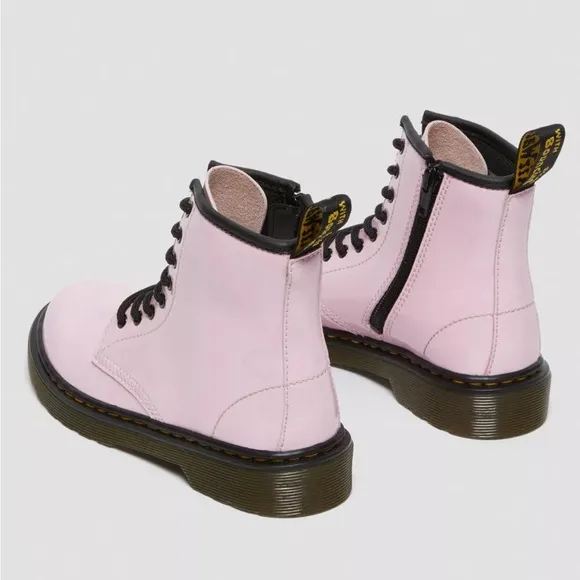 DR. MARTENS • kids 1460 pink combat boots sz 3