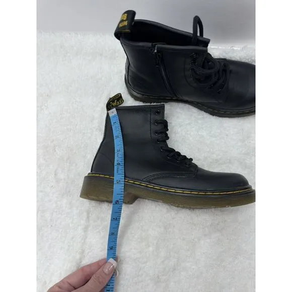 Dr. Martens Kids 1460 Softy T Boots Size 2black tie zip