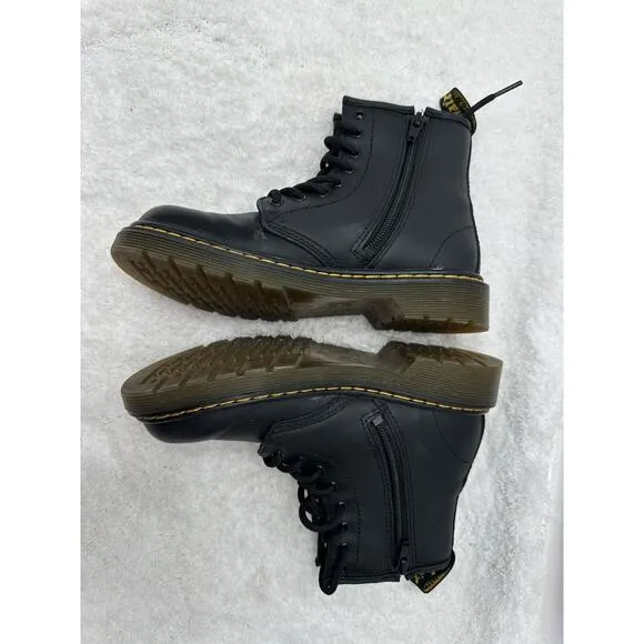 Dr. Martens Kids 1460 Softy T Boots Size 2black tie zip