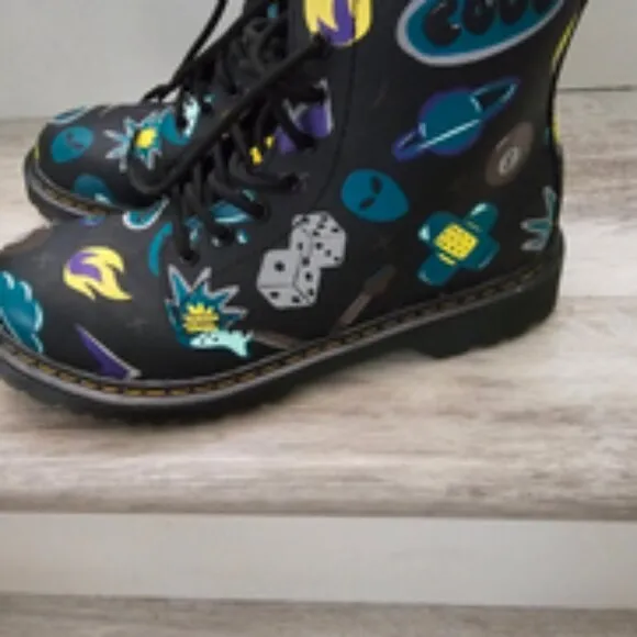 Dr Martens kids 1460 sticker print boots size 4