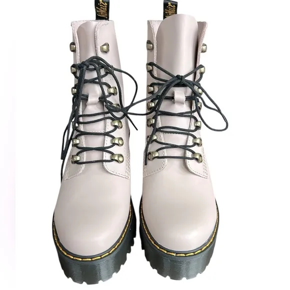 Dr. Martens Leona Leather Heeled Combat Boots Women’s 8