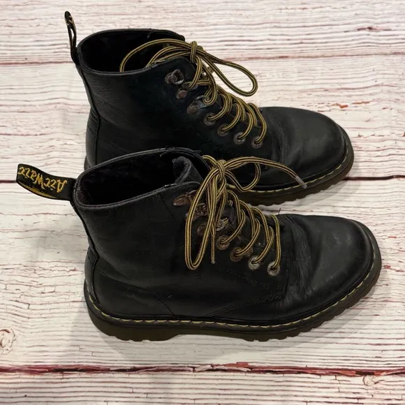 Dr Martens Luana Black Leathet Combat Boots Sz 6