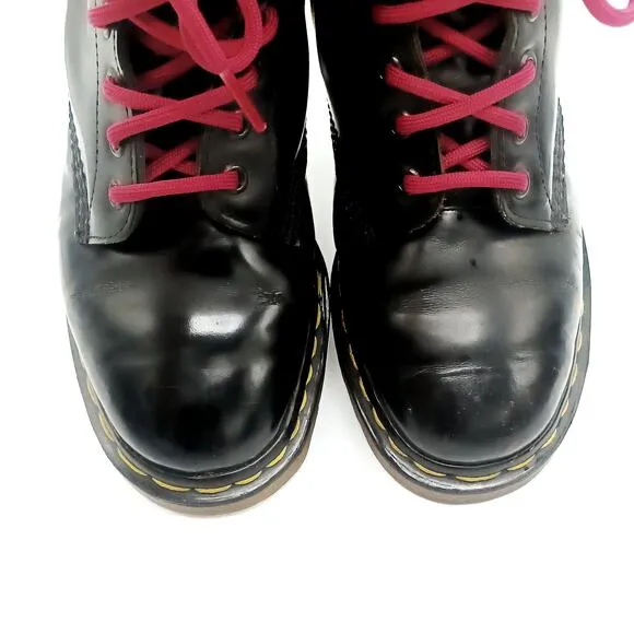 Dr. MARTENS Made in England Black Leather Combat Boots Women’s 9  Vintage Grunge
