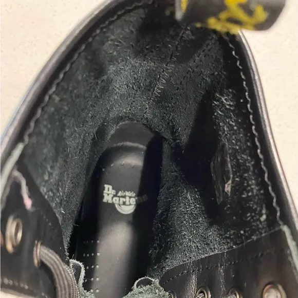Dr. Martens Men’s 8-Eye Combat Boots Size 9 Black Leather EUC