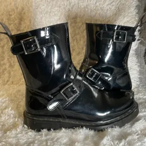 DR Martens Patent Leather Combat Boots Size 7