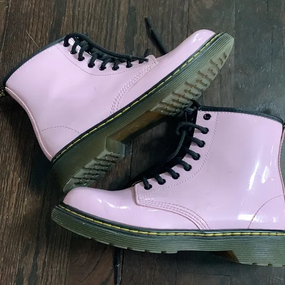DR MARTENS PINK COMBAT LACE UP BOOTS