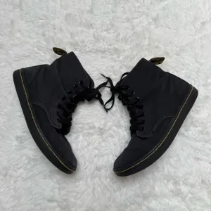 Dr. Martens Shoreditch AirWair Canvas Sneakers Size 6 Black Combat Boots