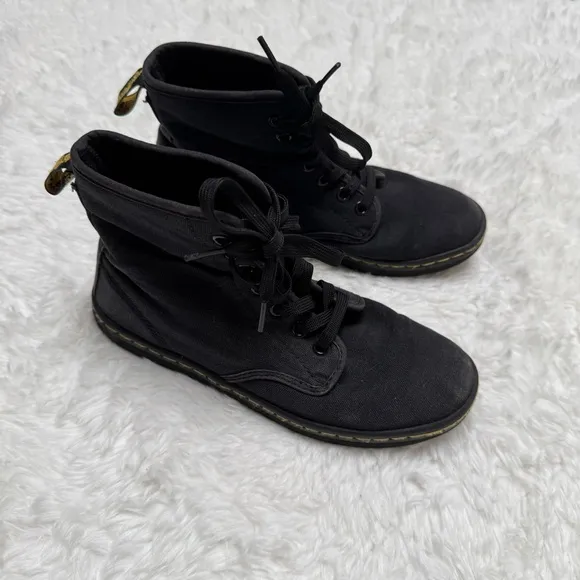 Dr. Martens Shoreditch AirWair Canvas Sneakers Size 6 Black Combat Boots