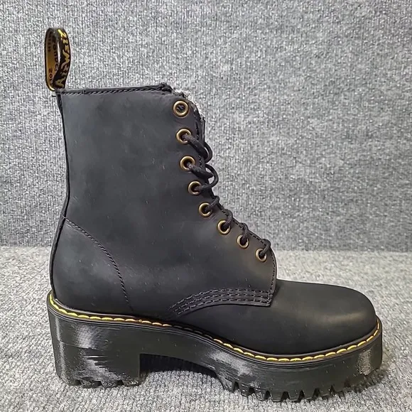 Dr. Martens Shriver Hi Leather Lace-Up Platform Women's Sz 7 Combat Boot *Flaws