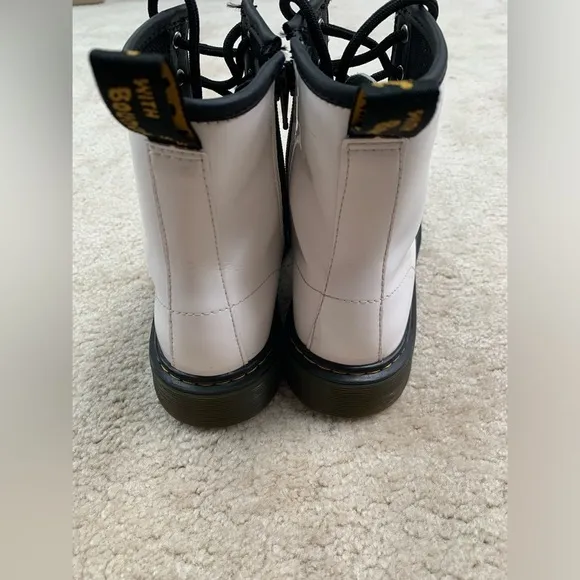 Dr. Martens Size Youth 6 / Woman's 7, White Boots