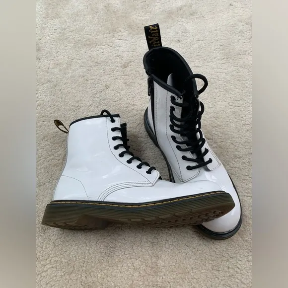 Dr. Martens Size Youth 6 / Woman's 7, White Boots