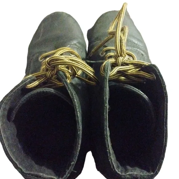 Dr. Marten's Tobias Air Wair Leather Unisex Combat Boot Grunge Streetwear 9 10