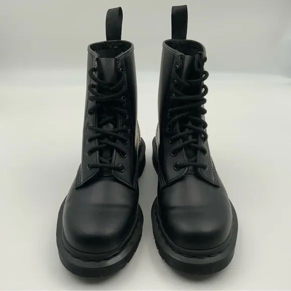 Dr, Marten’s USM/6 1460 Mono Smooth 8-Eyelet Black Leather Combat Boots.