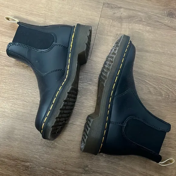 Dr Martens Vegan Felix Chelsea Doc Martens | Gently worn |