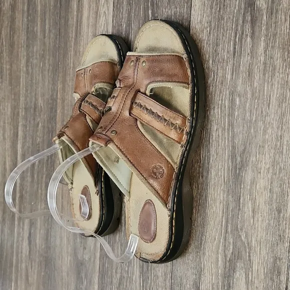 Dr. Martens Vintage Men's Tan Leather Fisherman Slip on Sandals AW004 Size 11