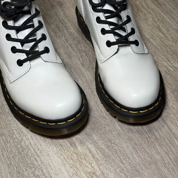 Dr.‎ Martens white combat boots size 7