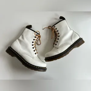 Dr Martens White Lace Up Combat Boots Size 7