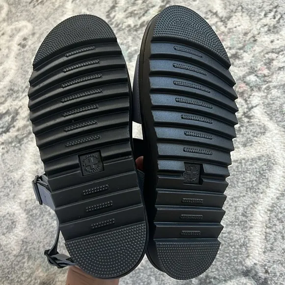 Dr. Martens Women's Voss Zen Pisa Sandals