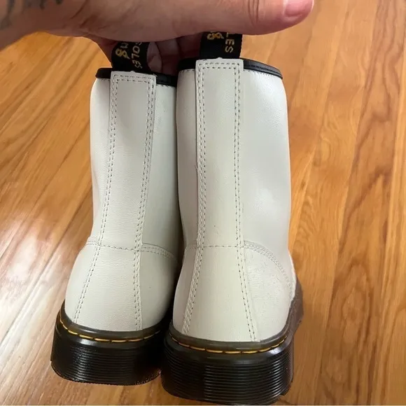 Dr. Martens Zavala 8-eye white leather combat boots NWOT womens 10