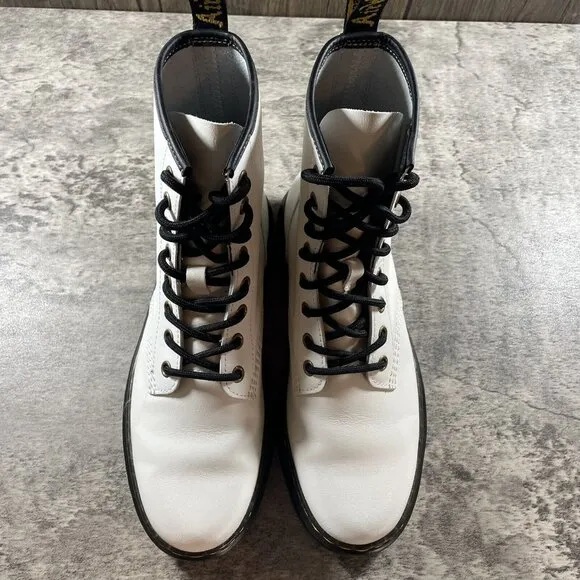 Dr. Martens Zavala Combat Boots White Leather Lace Up Size 8 Womens / 7 Mens