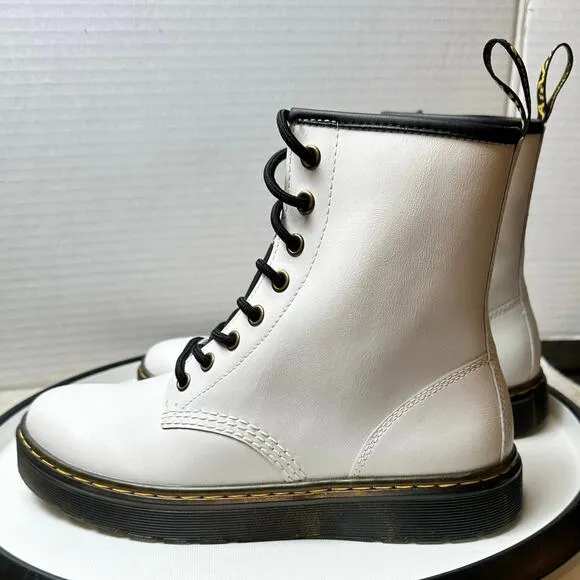 Dr. Martens Zavala White Boots, Women’s Size 8 (EU 39)
