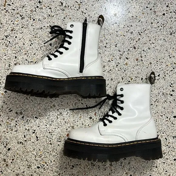 Dr Martens Doc white Jadon platform boot US 6