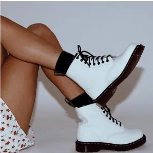 Dr. Martin Jordyn women’s white combat boots size 7