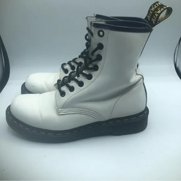 Dr. Martin Jordyn women’s white combat boots size 7