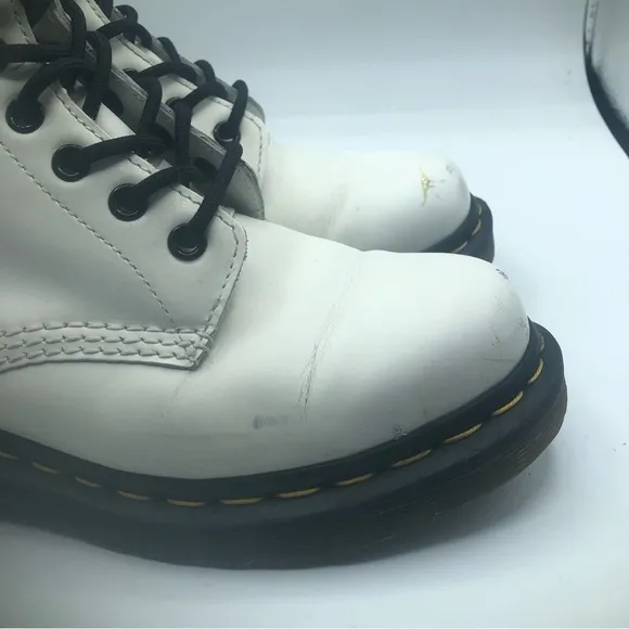 Dr. Martin Jordyn women’s white combat boots size 7