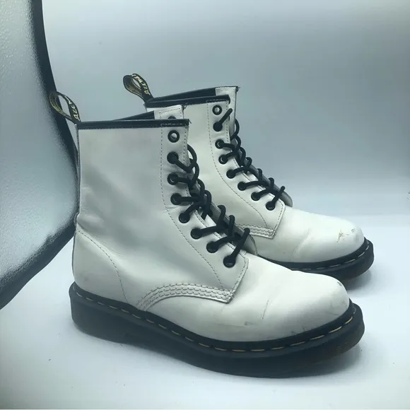 Dr. Martin Jordyn women’s white combat boots size 7
