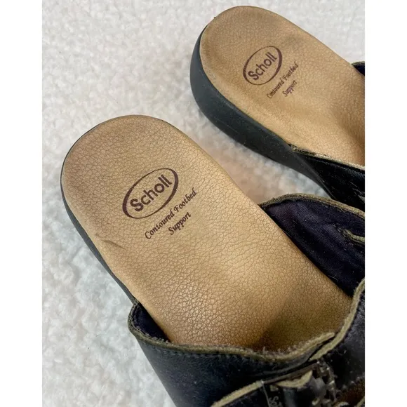 DR. SCHOLL’S • Black/Tan Strappy Buckle Slip-On Sandals