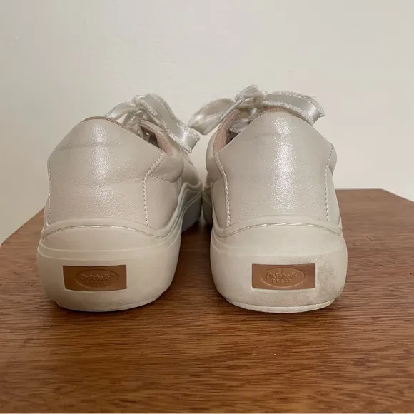Dr. Scholl's Cream Sneakers Low-Top Lace-Up