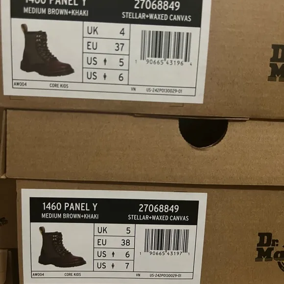 Dr.Martens 1460 combat boots for big kids