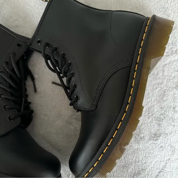 Dr.Martens 1460 COMBAT BOOTS The Original