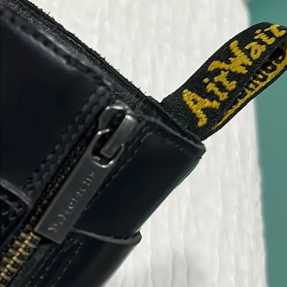 Dr.Martens Jaimes Leather Harness Chelsea Boot Black Leather Boots unisex