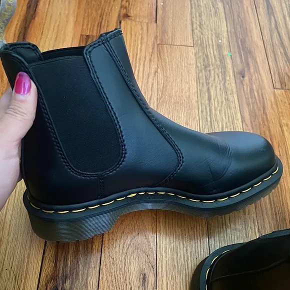 Dr.Martens: VEGAN 2976 FELIX CHELSEA BOOTS