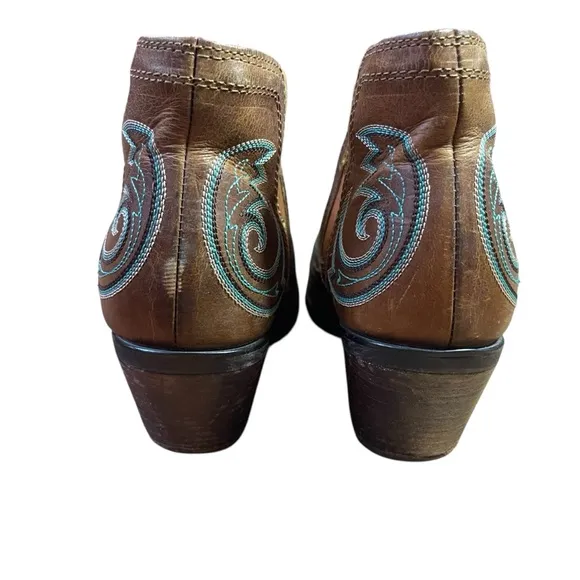 Durango Golden Brown Crush Ankle Boots Turquoise Embroidered Design Western