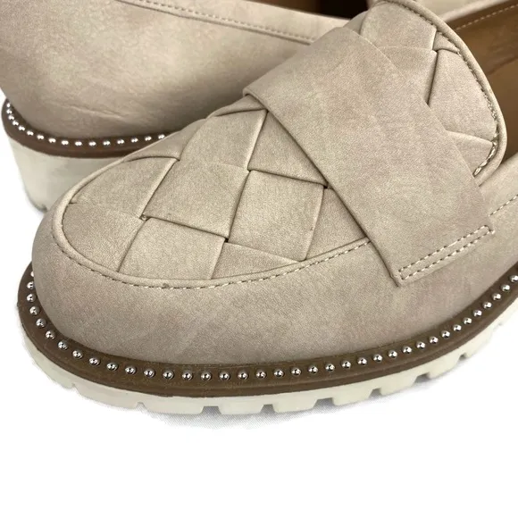 DV by Dolce Vita Cardo Lug-Sole Woven Loafers Tan New size 8
