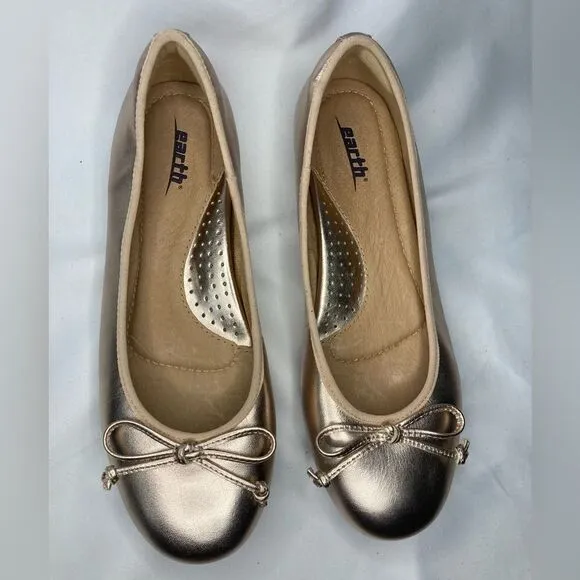 Earth Allegro Rose Gold Ballerina Flats Leather Upper Rubber Sole Size 6.5 Bow