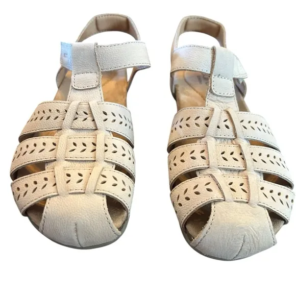 Earth  Birdy Leather Closed Toe Strappy Casual Slip-on Comfort Sandals NEW 9.5