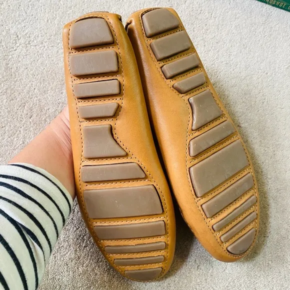 EASTLAND Leather Flat Loafers