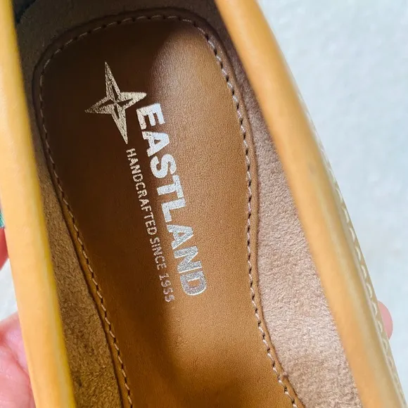 EASTLAND Leather Flat Loafers