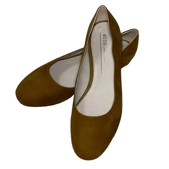 ecco Anine (NWT) Suede Leather Ballet Flats, Size 10