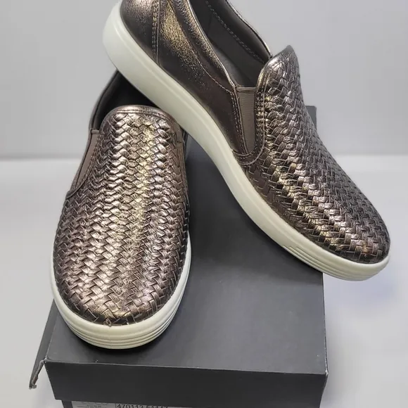 Ecco Brown and White Loafers Slip-On Shoes