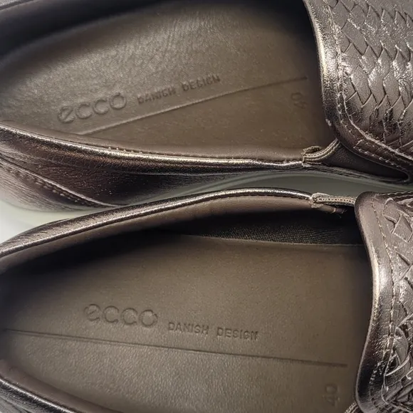 Ecco Brown and White Loafers Slip-On Shoes
